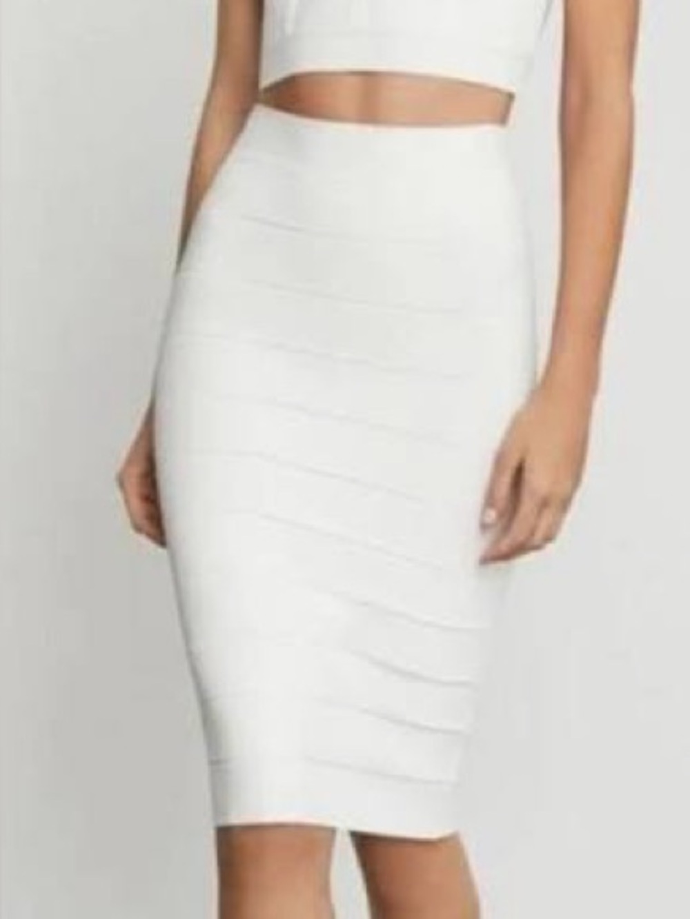 Bcbg max azria white bondage skirt sz s